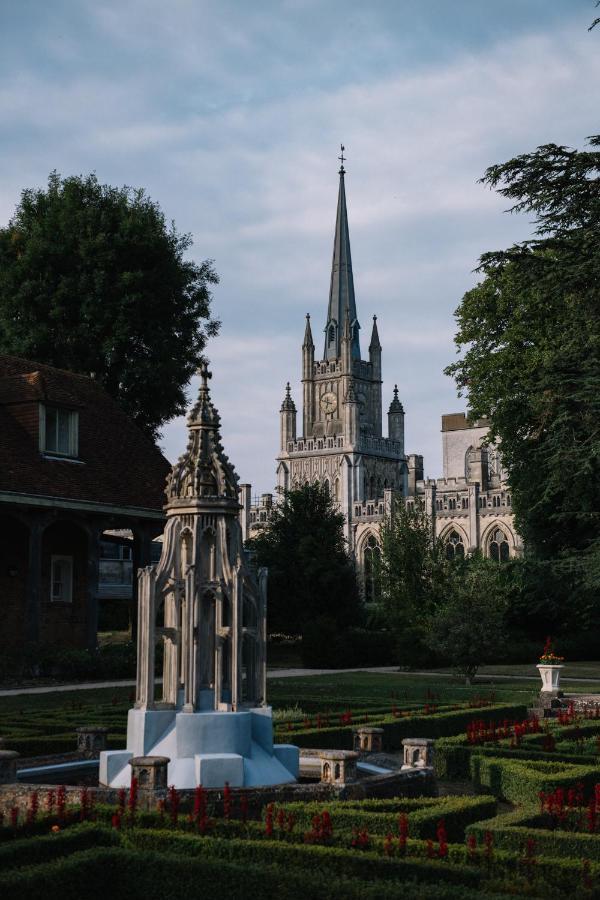 فندق بيركهامستيدفي  Ashridge House المظهر الخارجي الصورة